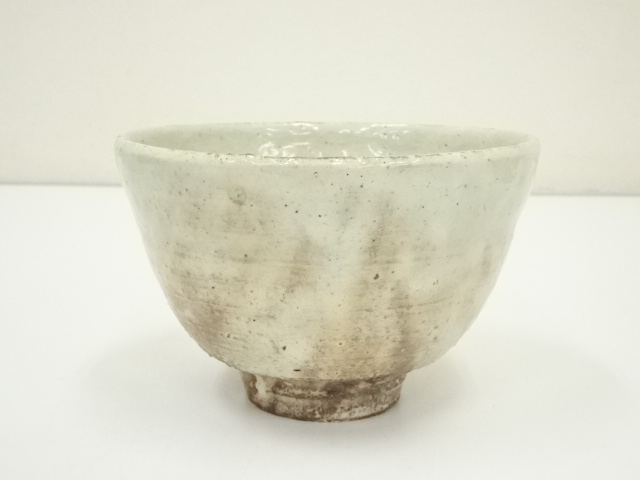 Ｎ１１８　茶碗　『萩焼』『大華山　納富鳥雲造』　抹茶碗　共箱　茶道具 道具 ] - 道具 萩焼 大華山 納富鳥雲造 茶碗（共箱） | ネットショップ